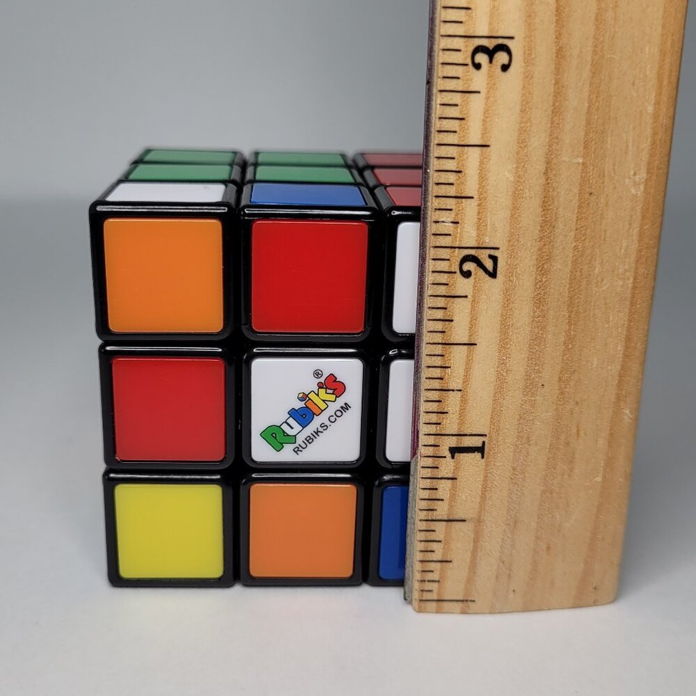 Original Rubik's Cube 3x3 Classic Puzzle Toy Brain Game - Picture 6 of 6